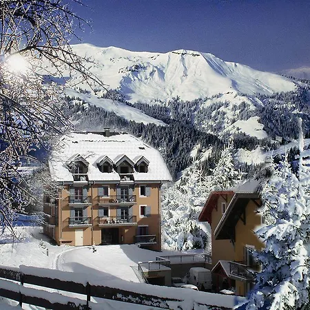 Holiday park Lagrange Les Arolles 3*