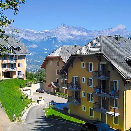 Lagrange Les Arolles 3*